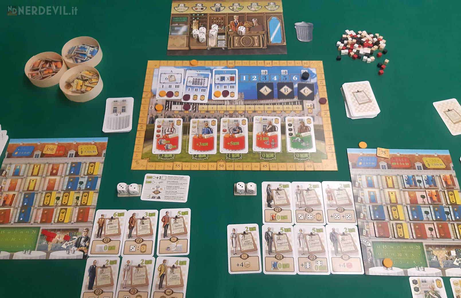 Grand Austria Hotel - Recensione del gioco di Simone Luciani e Virginio  Gigli